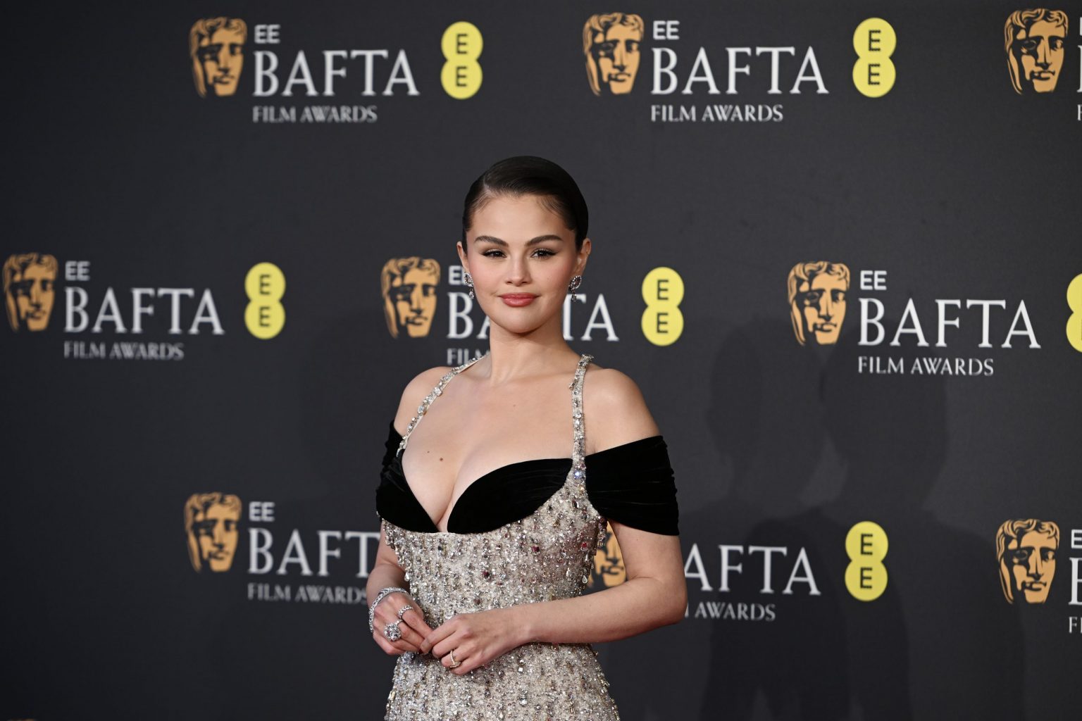 Певица и актриса Селена Гомес благодаря BAFTA 2024 взорвала интернет. Ее реакция навеки останется в истории премии.